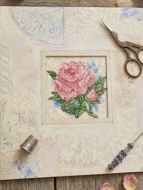 Dimensions Daydreams 72823 Rose Blossom Counted Cross Stitch Kit 8x8 NOS